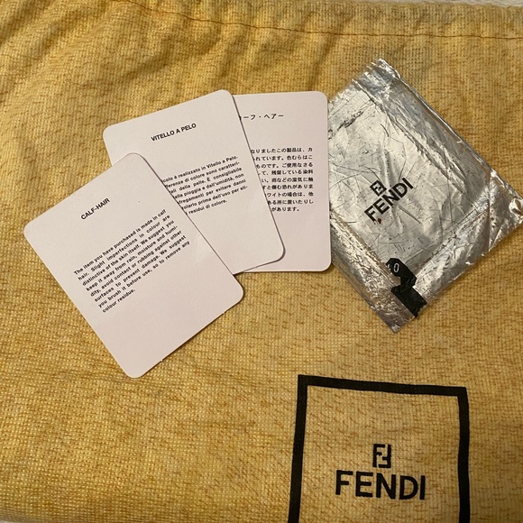 Meet your Posher, Adriana - Picture 3 of 8